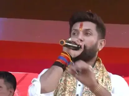 रोहिणी आचार्य मामले में चिराग पासवान बोले, कठिन दौर से गुजर रहा लालू परिवार पार्टी