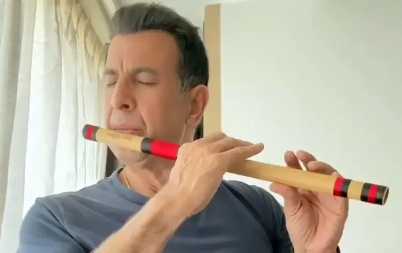 Why Doesn't Ronit Roy Share His Flute Videos?