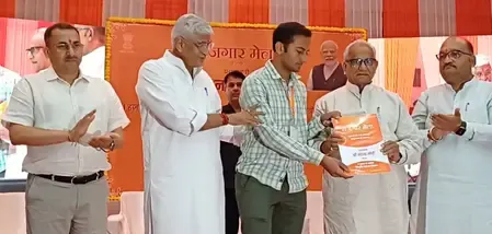 रोजगार मेला आत्मनिर्भर बनने की दिशा में महत्वपूर्ण पड़ाव : गजेंद्र सिंह शेखावत