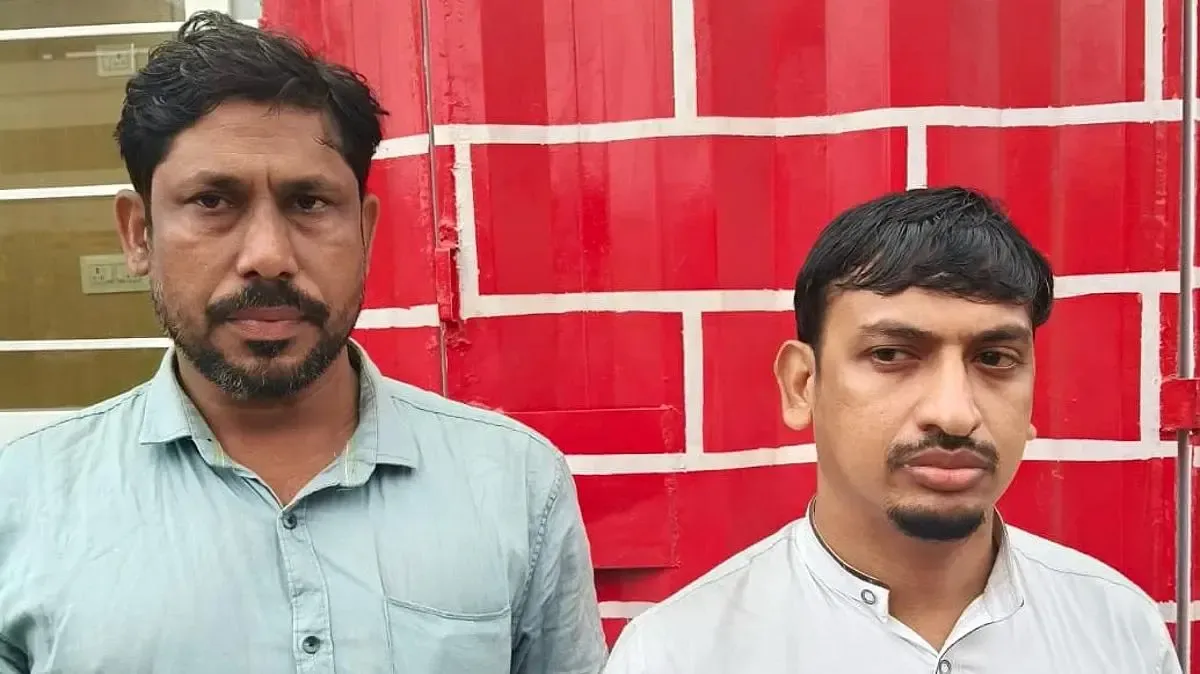 What Led to the Seizure of Rs 26.4 Lakh Cash and Gold-Plated Bangles from Two Kerala Men in TN?