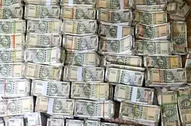 ₹9 crore seized from car in Bengaluru's Electronic City; jeweller detained