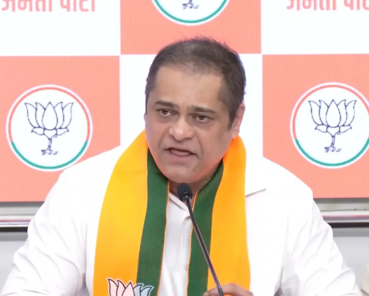 मोहन भागवत के मैडिसन स्क्वायर कार्यक्रम पर ममदानी के बयान से भड़के नेता, बोले — 'सोच विकृत और पक्षपाती'