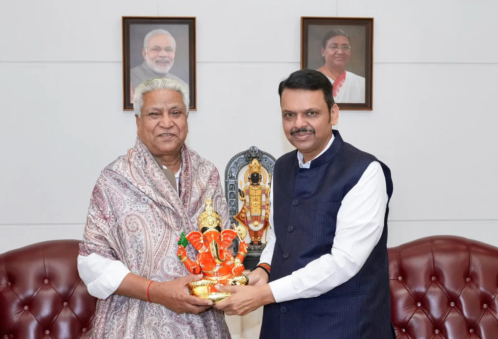 RSS's Ramlal Visits CM Fadnavis at Varsha Residence