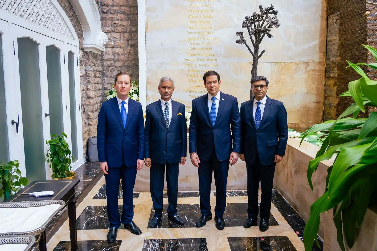 Rubio lays wreath at 26/11 memorial, meets Taj hotel security chief who survived the siege
