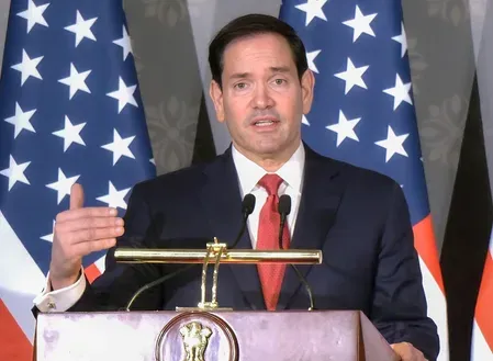 Rubio: US ready for Iran nuclear talks if Hormuz Strait reopens