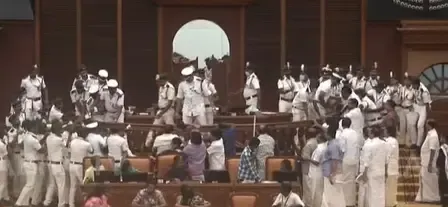 What Caused the Chaos in Kerala Assembly Over the Sabarimala Gold Smuggling Case?