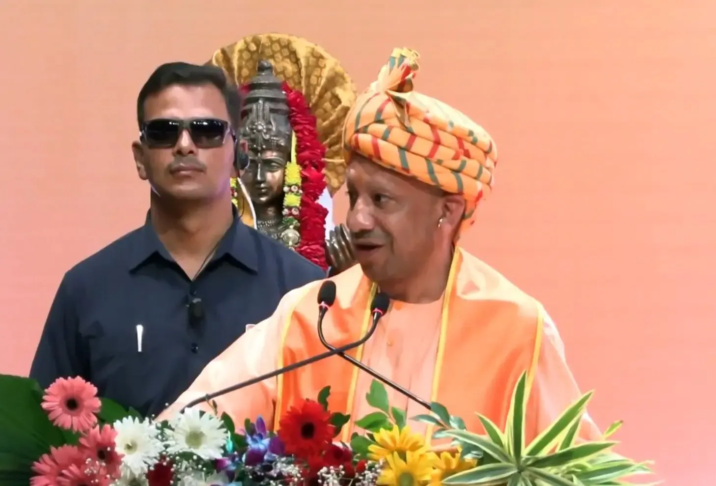 योगी आदित्यनाथ: यूपी अब 'रूल ऑफ माफिया' से मुक्त, कानून का शासन स्थापित — RMLNLU दीक्षांत समारोह