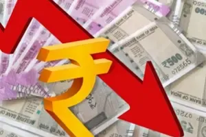 Indian Rupee Hits Historic Low of 85.12 Against the US Dollar Amidst Aggressive Fed Stance