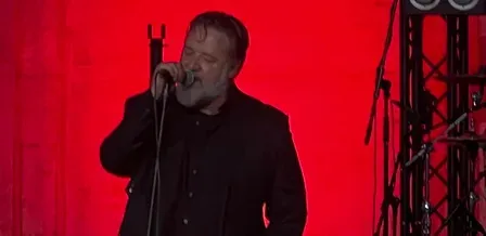 Russell Crowe on Gladiator's no-sex rule: 'It would destroy the journey'