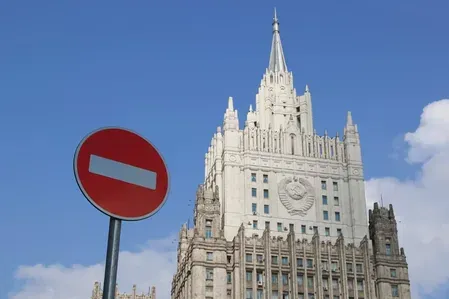 Russia summons Moldovan ambassador over diplomatic courier detention