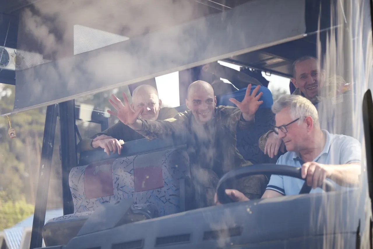 Did Russia and Ukraine Just Complete a Major POW Swap?