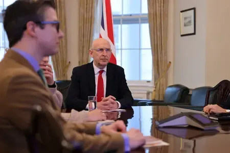 Russian Embassy in London Challenges UK Claims of Submarine Threats
