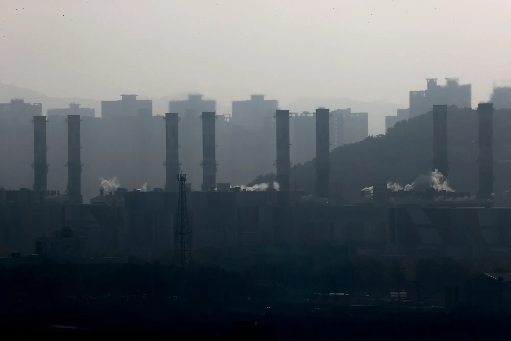 Is South Korea's Plan to Cut Greenhouse Gas Emissions by 50% by 2035 Ambitious Enough?