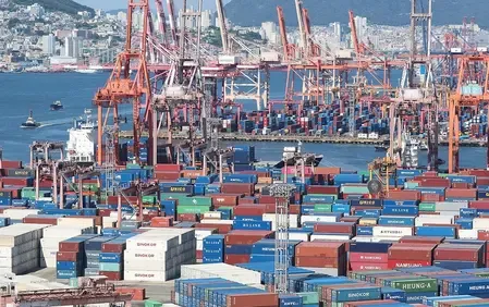 Did S. Korea's Exports Reach a Record High in Q3 Thanks to Semiconductors and Automobiles?
