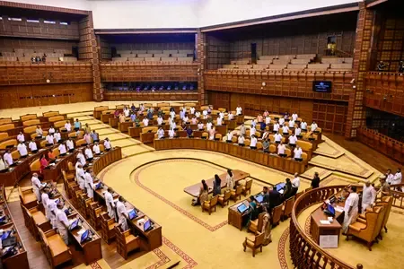 Is the Kerala Assembly Disrupted Over the Sabarimala Gold Case?