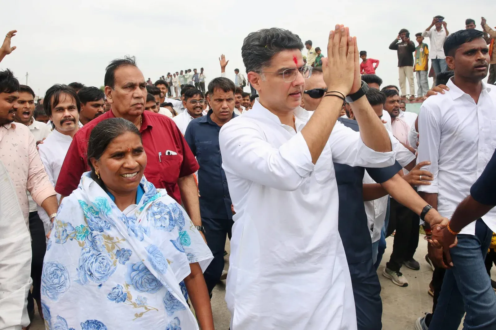 Sachin Pilot attends tribute event for late Pradhan in Kushalgarh