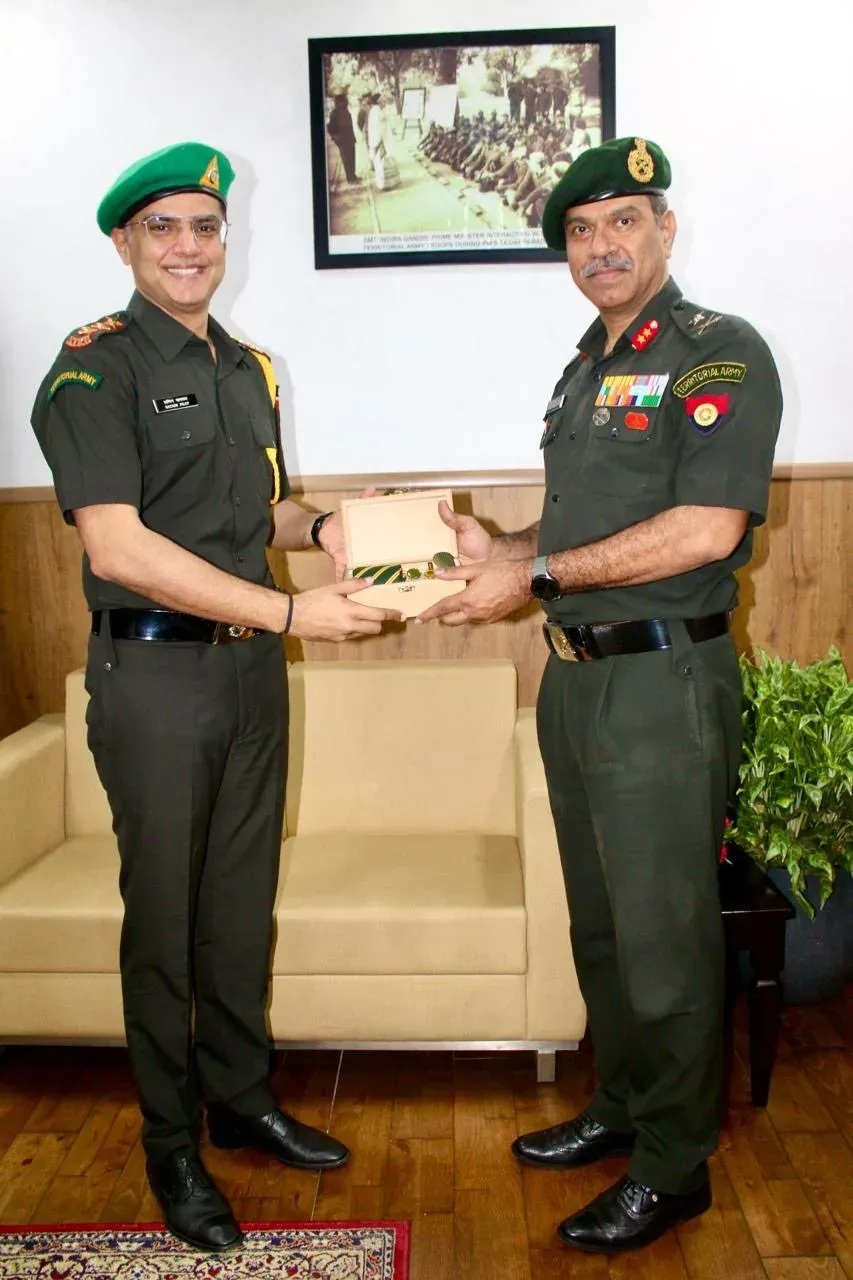 Sachin Pilot Meets Acting DG at Territorial Army HQ, Delhi