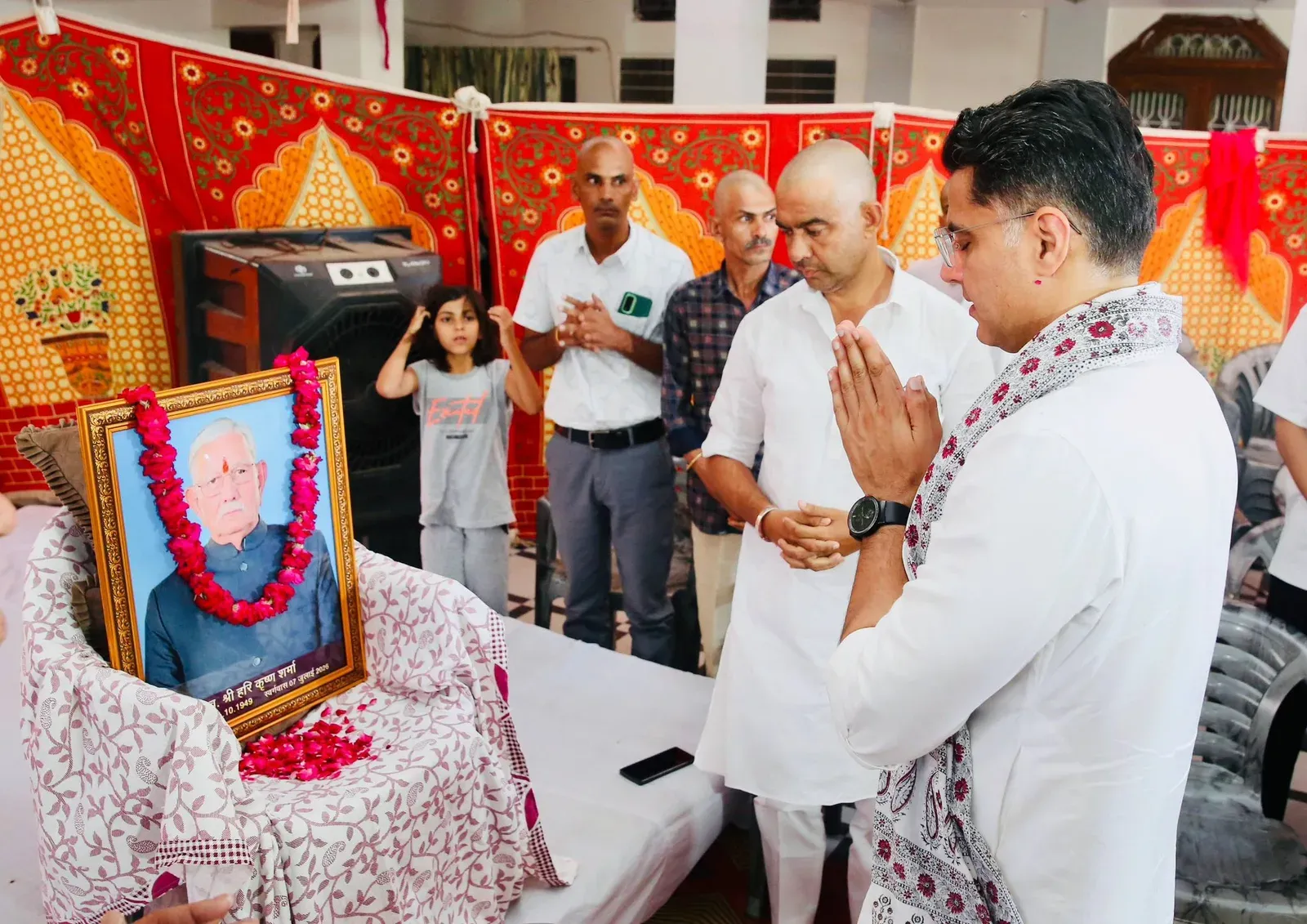 Sachin Pilot Meets Bereaved Families, Offers Condolences