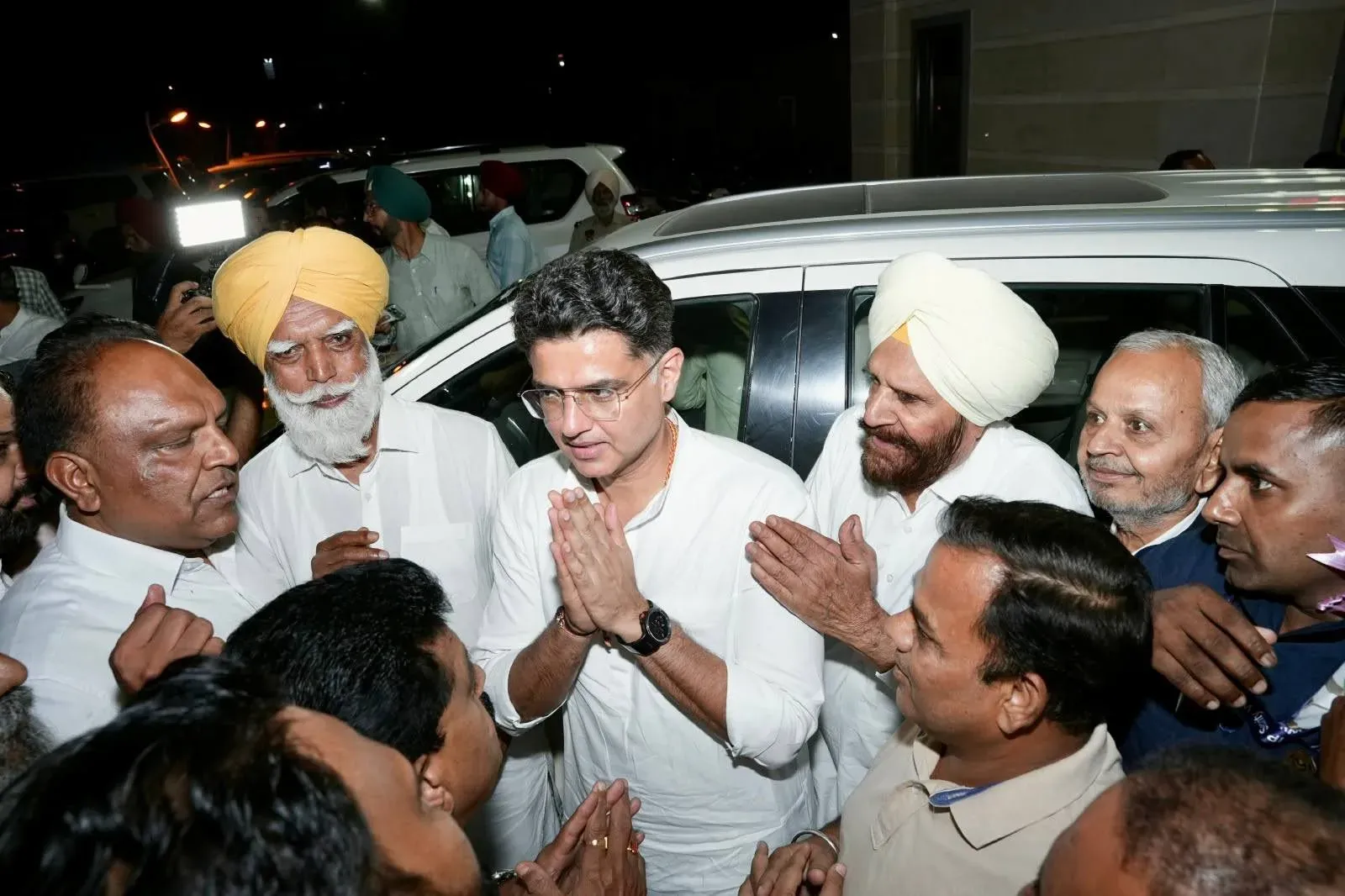 Sachin Pilot Meets Congress Workers in Bathinda Late Night