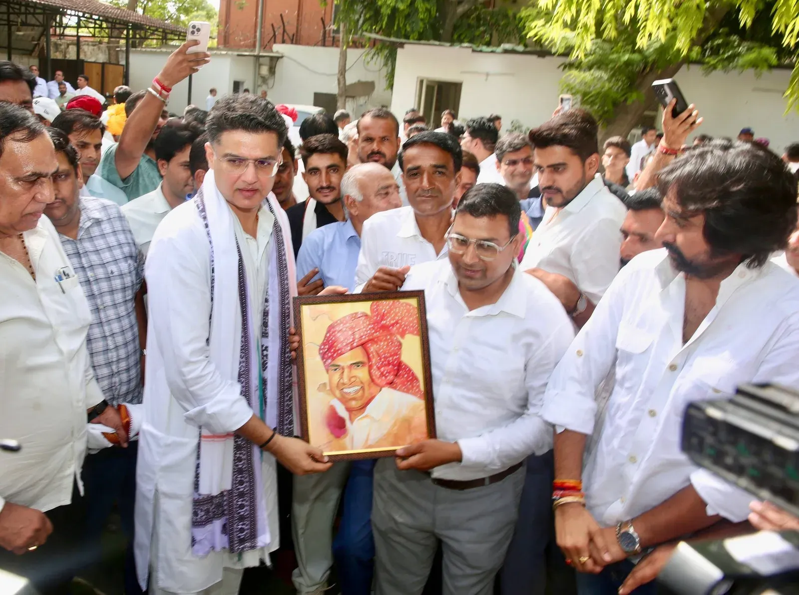 Sachin Pilot Meets Congress Workers in Jaipur Before Dausa Visit