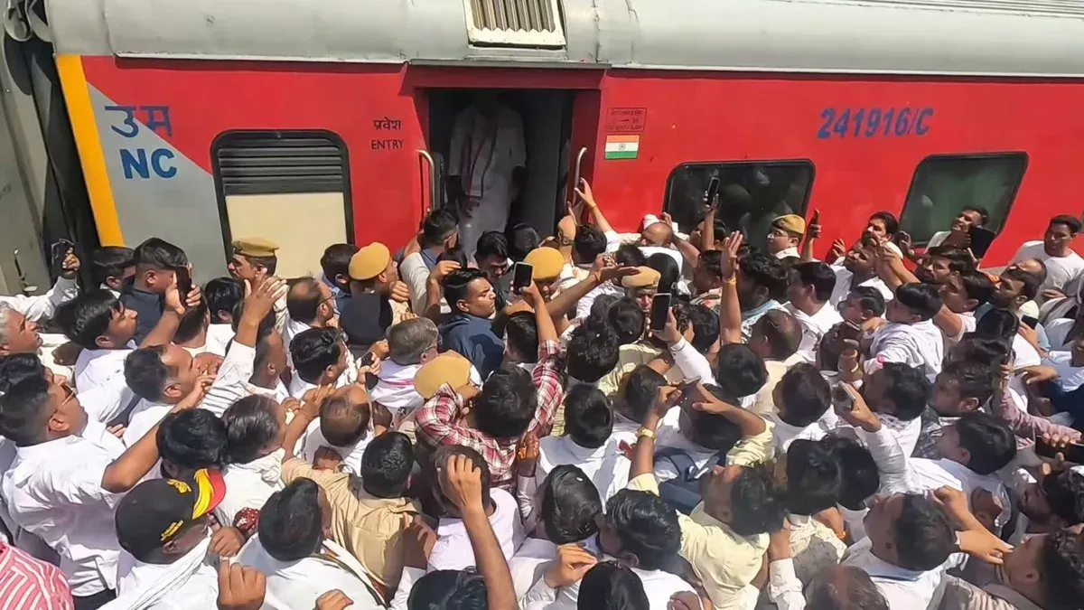 Sachin Pilot Thanks Workers After Hindaun City Visit