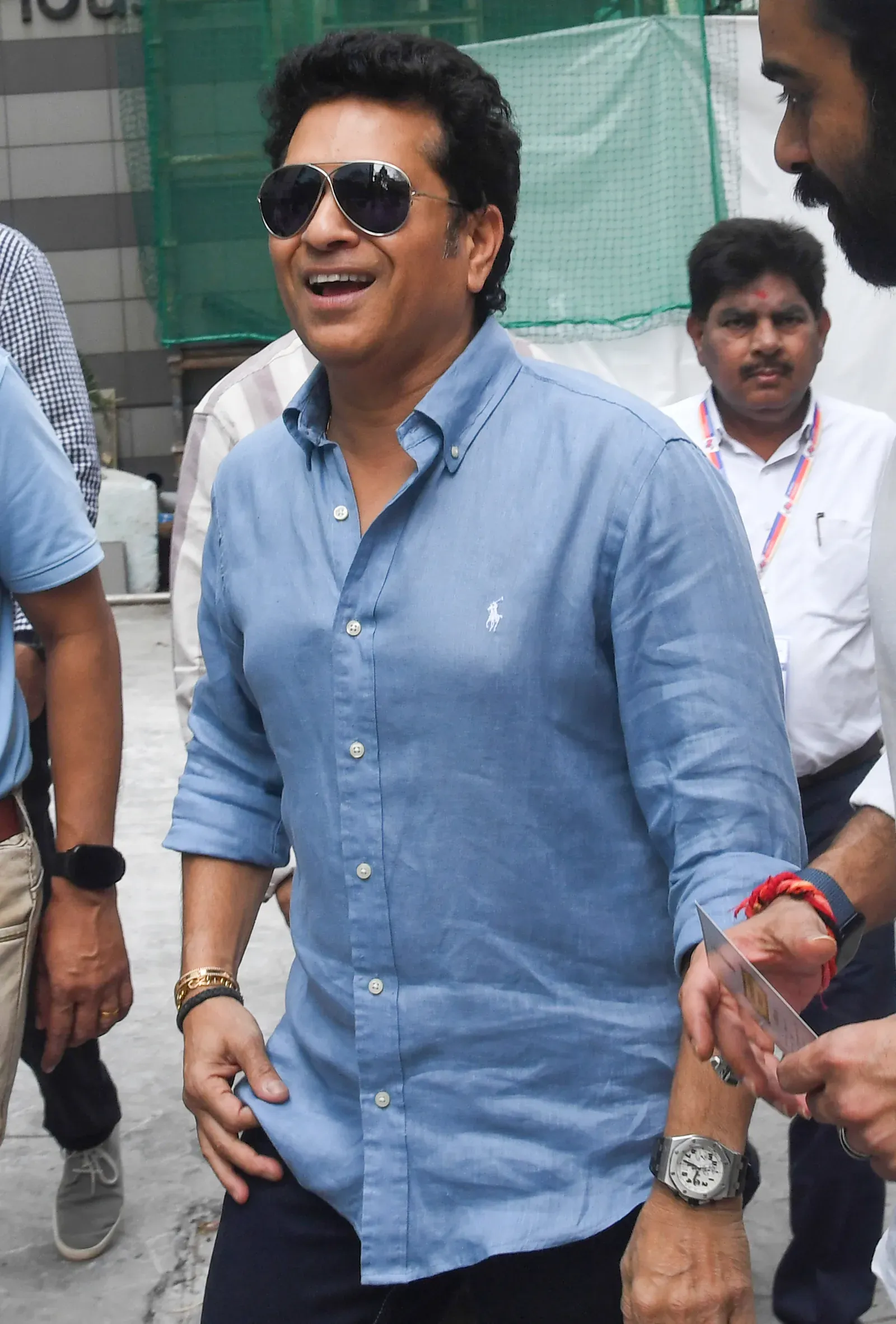 Sachin Tendulkar meets Gipsy Kings, 36 years after Asha Bhosle's gift