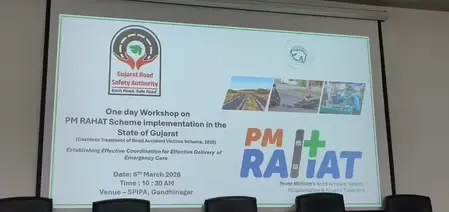 सड़क दुर्घटना पीड़ितों को ‘गोल्डन आवर’ में इलाज दिलाने पर जोर, गुजरात में पीएम राहत योजना पर कार्यशाला