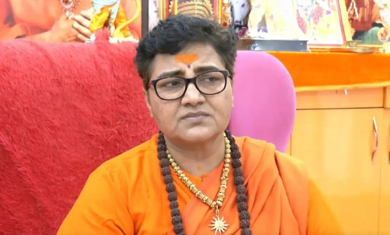 क्या साध्वी प्रज्ञा सिंह ठाकुर ने दिग्विजय सिंह को सही जवाब दिया?