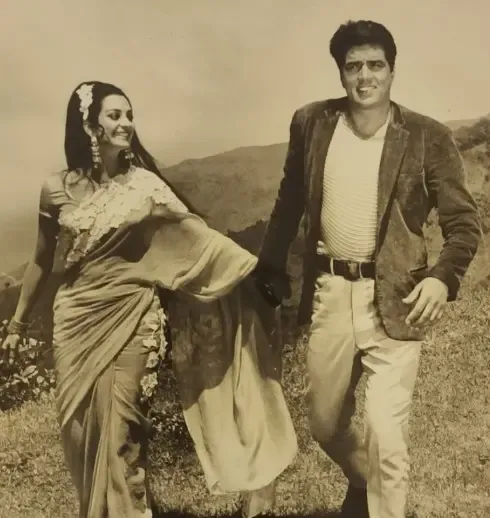 क्या सायरा बानो ने धर्मेंद्र को दिलीप कुमार का 'धरम' बताया?