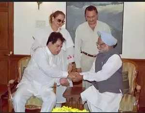 Saira Banu recalls when former PM Manmohan Singh personally welcomed
 Dilip Kumar