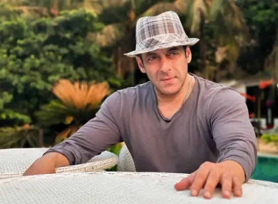 Did Salman Khan Celebrate His 60th Birthday with Gratitude for His Fans?