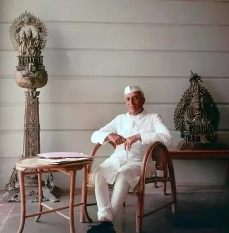 How Did Rahul Gandhi Honor Nehru, the 'Jawahar of Hind'?