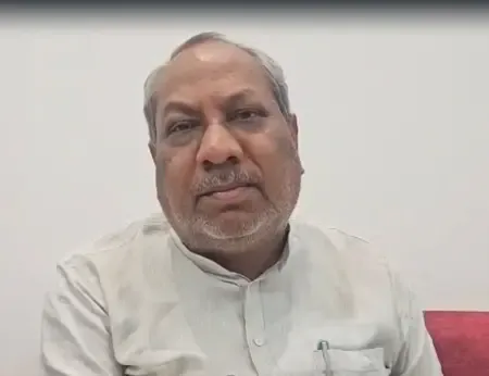 सपा नेता पर भड़के संजय निषाद, कहा - 'ऐसे लोग आतंकवाद का समर्थन करते हैं'