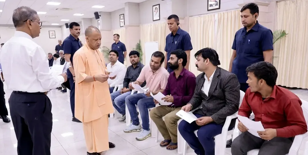 सीएम योगी ने समस्याओं का त्वरित समाधान सुनिश्चित करने का दिया निर्देश