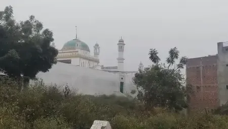 Is the measurement of the graveyard near Jama Masjid in Sambhal about to begin?