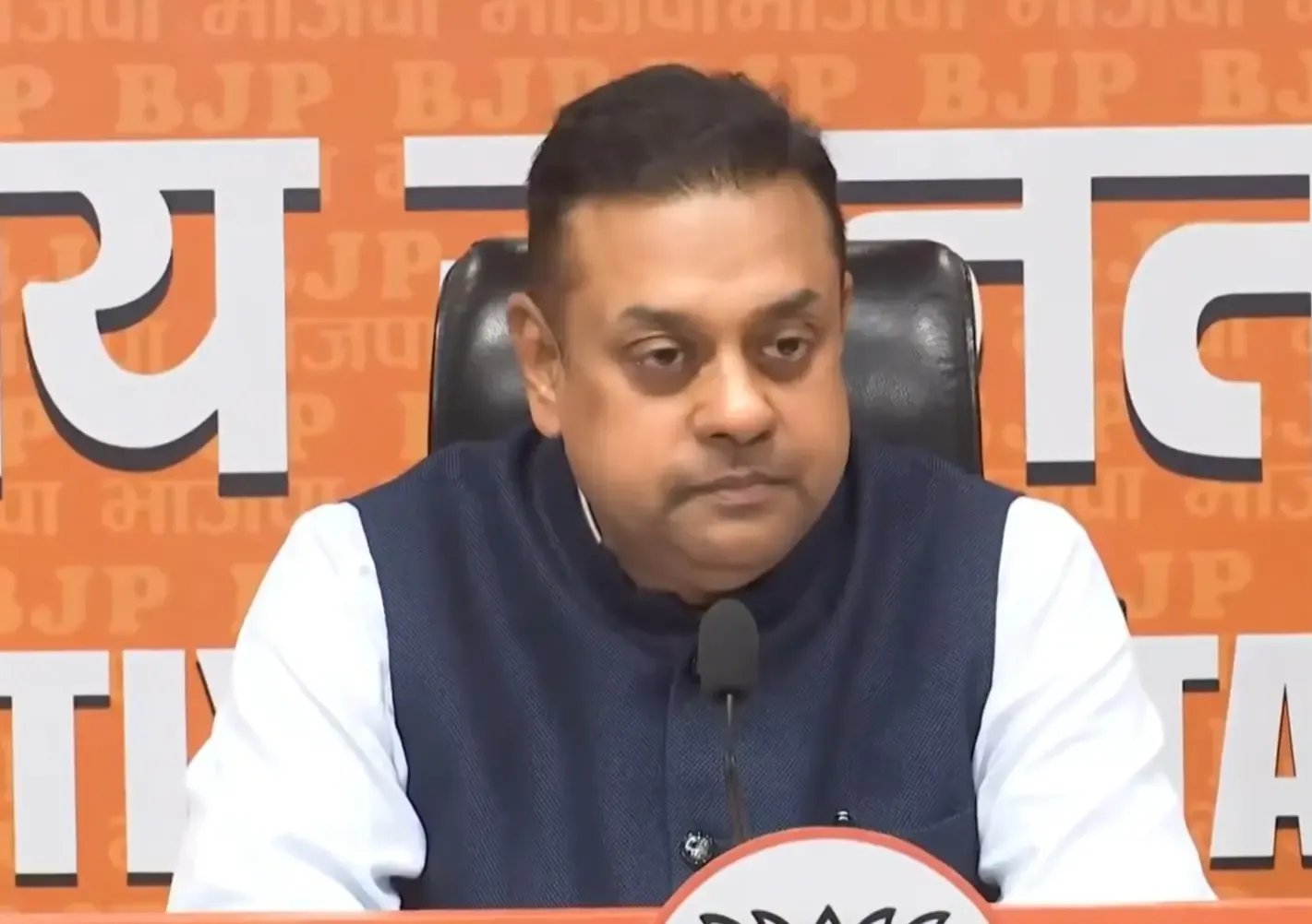 संबित पात्रा ने नेहरू को 'चाचा कॉम्प्रोमाइज्ड' कहा, कांग्रेस की नीतियों पर उठाए गंभीर सवाल