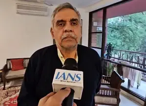 Sandeep Dikshit dares Kejriwal to a debate, pledges to unveil AAP-BJP connections