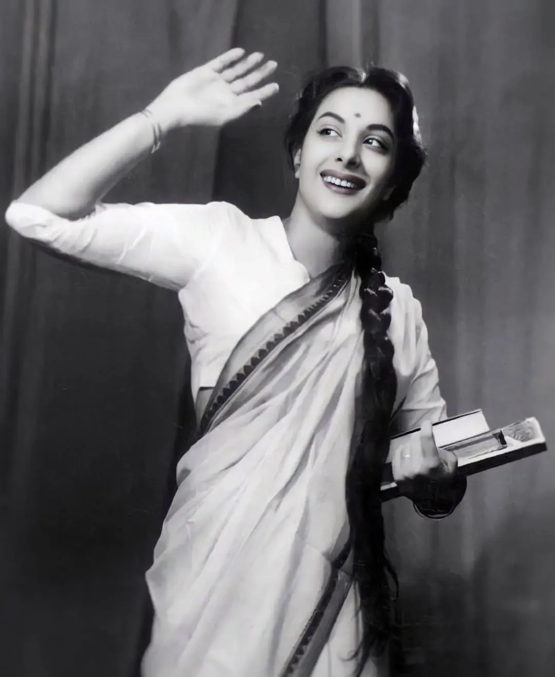 How Does Sanjay Dutt Remember His ‘Maa’ Nargis on Her Death Anniversary?