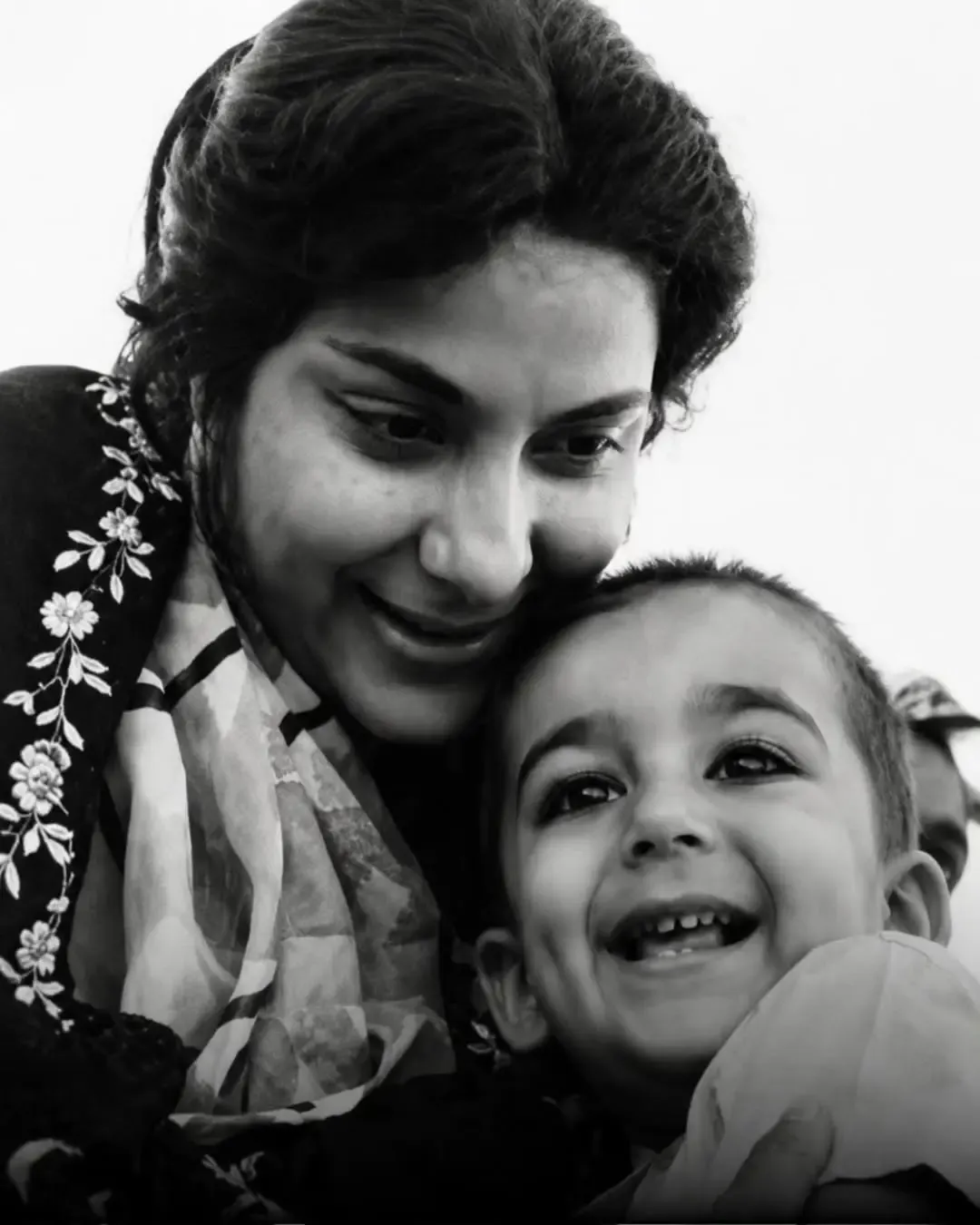 Sanjay Dutt shares childhood photos of mother Nargis on Mother's Day: 'I wish you were here'