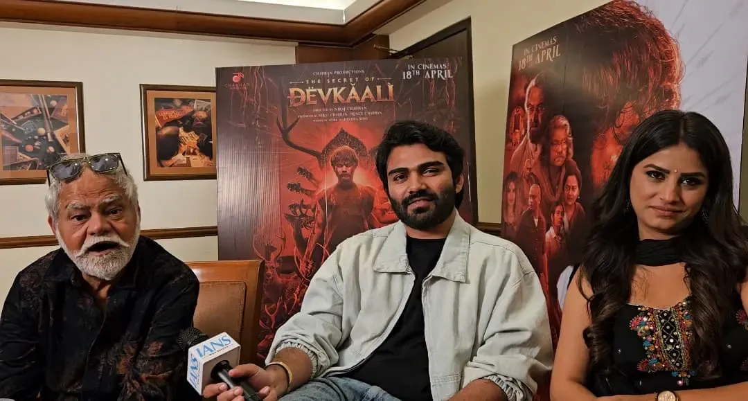 Sanjay Mishra Comments on Fawad Khan's Bollywood Comeback, Labels it an 'International Matter'