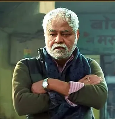 Sanjay Mishra visits Puri Jagannath Temple before debut Odia film Madhumalati