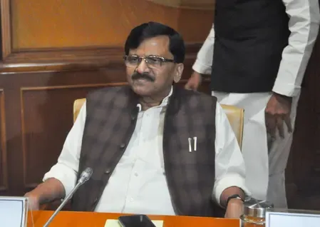 Why is Sanjay Raut Criticizing Congress Over MNS's Entry?
