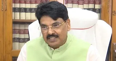 संजय राउत पाला बदलकर शिंदे गुट में जाएंगे: भाजपा सांसद मनन मिश्रा का बड़ा दावा