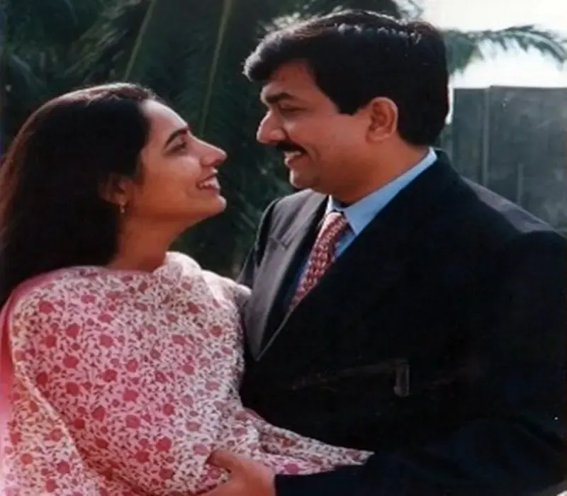 Did Sanjeev Kapoor Just Celebrate 33 Years of Marriage with Alyona?