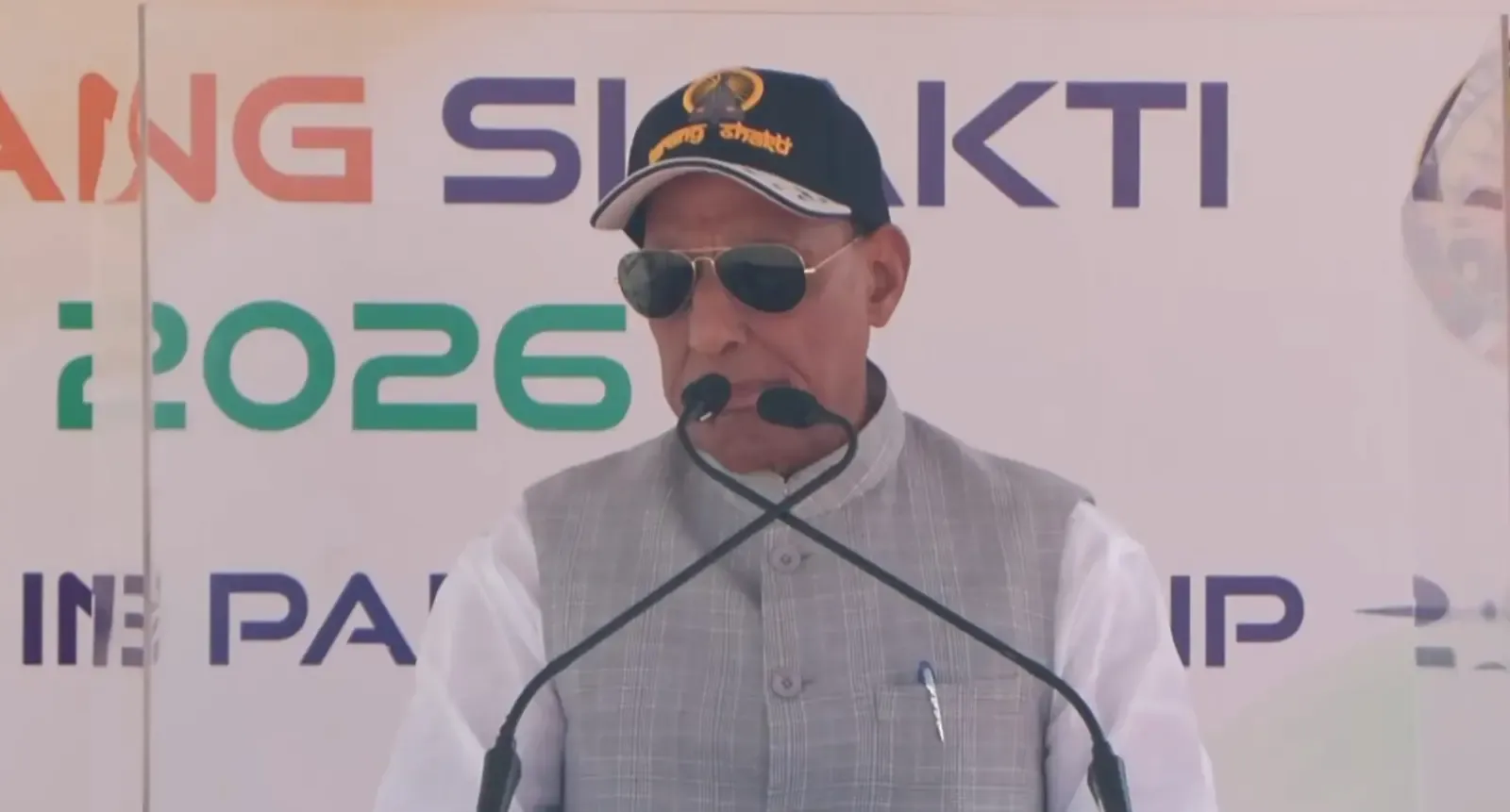 तरंग शक्ति 2026: राजनाथ सिंह बोले — संकट में खुद के हथियार काम आते हैं, रक्षा आत्मनिर्भरता राष्ट्रीय नीति