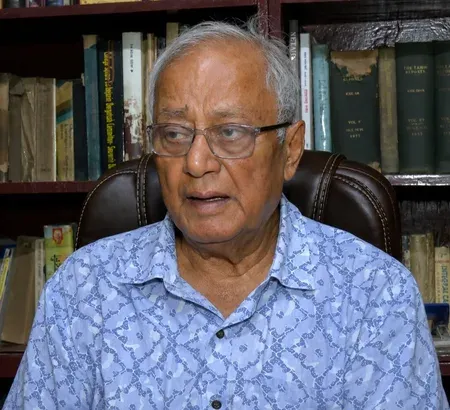 काकोली घोष के इस्तीफे पर सौगत रॉय का तंज: 'मीडिया में बने रहने की ट्रिक', बंगाल की राजनीति गरमाई