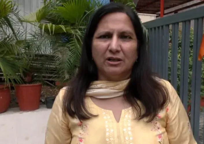 जंतर मंतर हिंसा पर BJP सांसद कमलजीत सहरावत बोलीं — छात्रों के नाम पर उत्पात बर्दाश्त नहीं; कांग्रेस ने पैलेट गन और लाठीचार्ज के आदेश पर माँगा जवाब