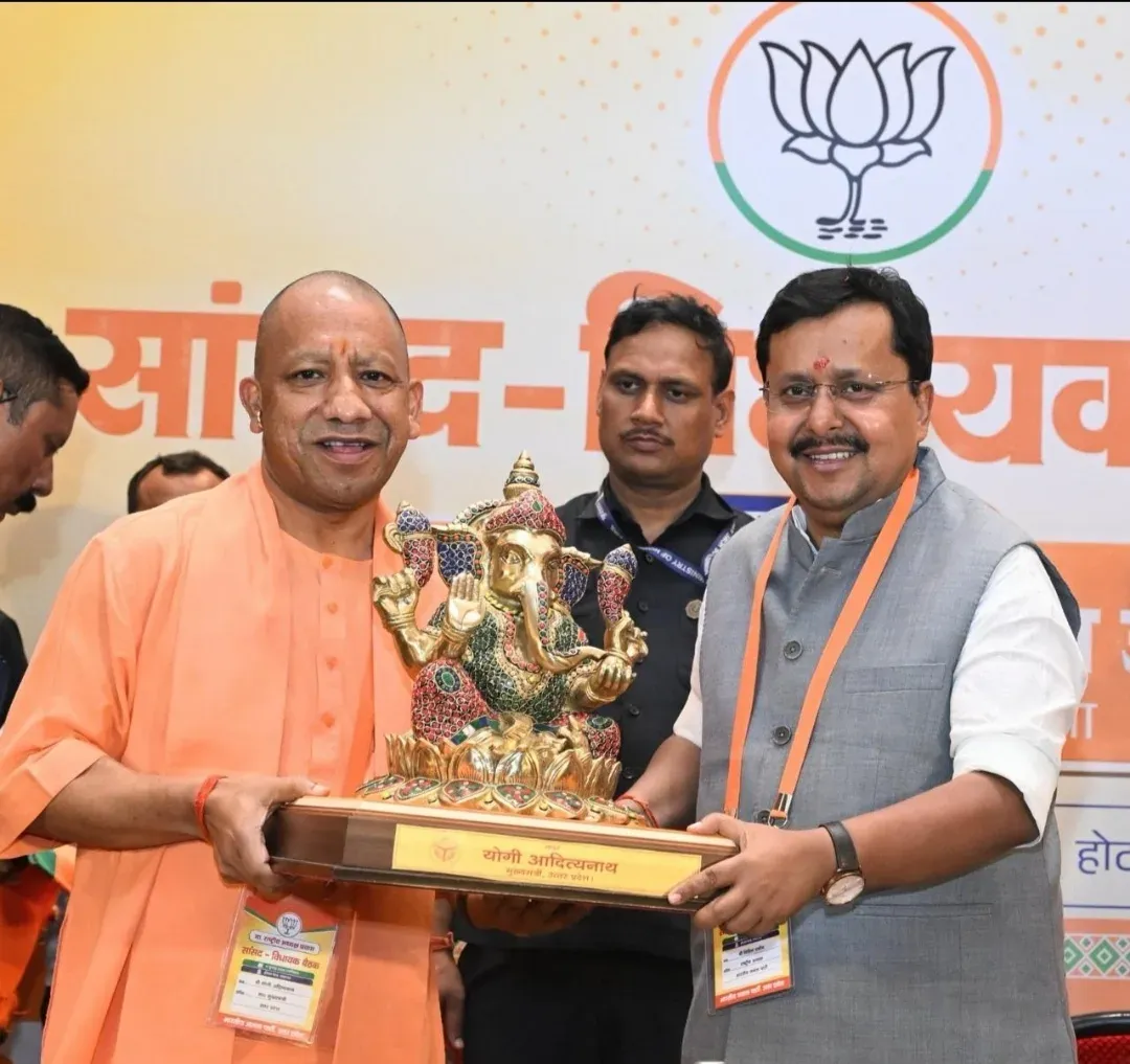 नितिन नवीन का UP में 2027 का शंखनाद: 'जाति नहीं, नेशन फर्स्ट' से बूथ तक पहुँचें BJP सांसद-विधायक