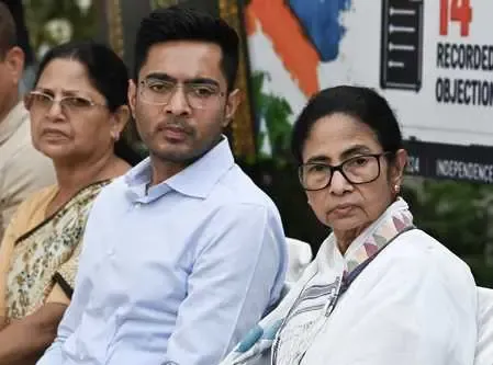 अभिषेक बनर्जी ने ओम बिरला को लिखा पत्र, रसायन समिति चेयरपर्सन नियुक्ति रद्द करने की माँग