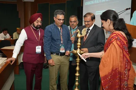 नई दिल्ली में सांसदों-विधायकों की विशेष कार्यशाला: स्वास्थ्य, शिक्षा और डिजिटल संवाद पर 80 जनप्रतिनिधियों ने किया मंथन